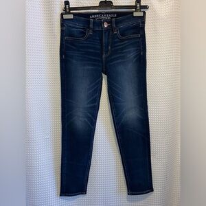 American Eagle super‎ stretch dark blue Jegging crop size 2 regular